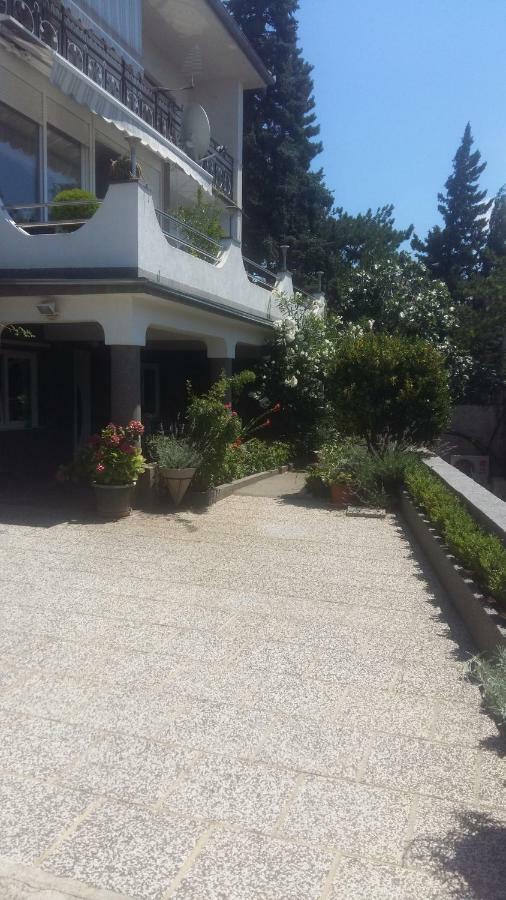Apartment Melany Senj  Bagian luar foto